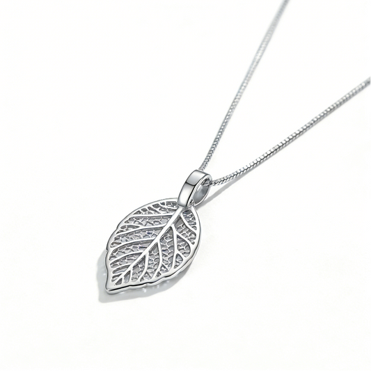 Fresh Leaf Design Choker Necklace